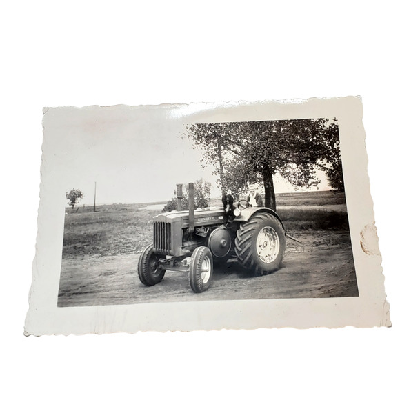 Lot of 4 B & W Photos John Deere Allis Chalmers Tractor Dog Lady Man Farmer 1940 - Picture 3 of 9